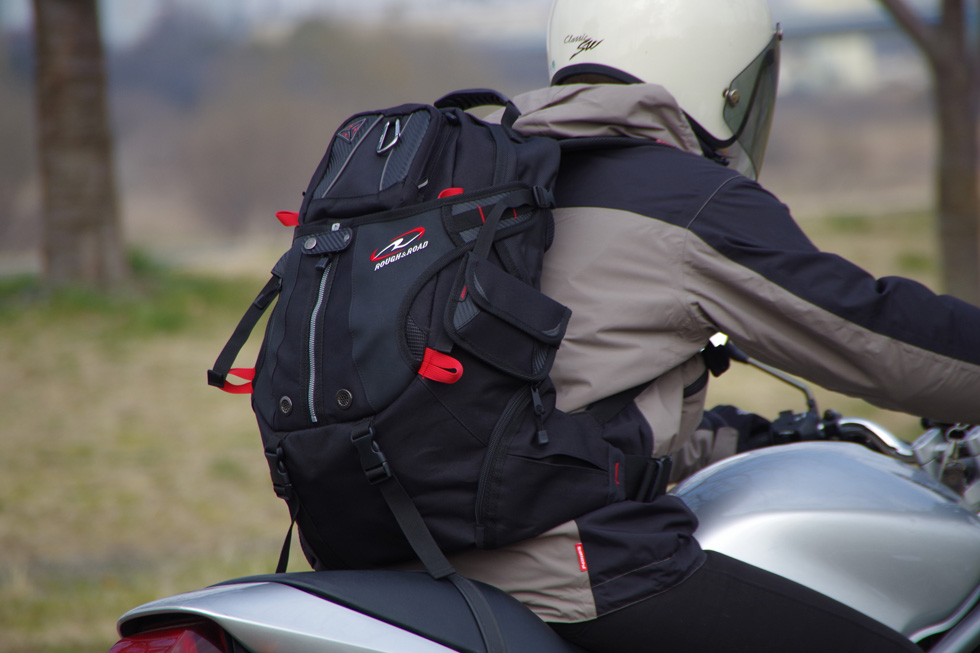 The Rider Daypack(ライダーデイパック) 鉄壁バックパック バイク ツーリング用設計 価格比較