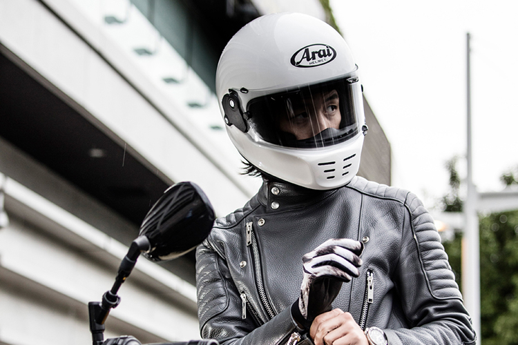 高級編 カジュアルなフルフェイスヘルメットは普通のバイクもおしゃれに見せるファッションアイテム Bike Life Lab バイク王