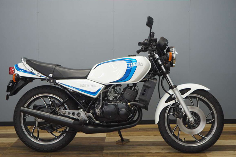 名車フラッグ RZ250 RZ350 RZ02 旗 ヤマハ ナナハンキラー