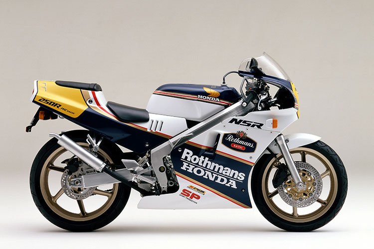 REAL Motorcycle Honda NSR250R 伝説の2ストローク…