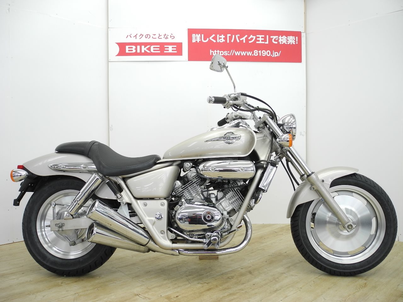 Vツインマグナ(マグナ250)はどんなバイク？特徴や中古で選ぶ際のポイントを解説！ | | Bike Life Lab｜バイク王