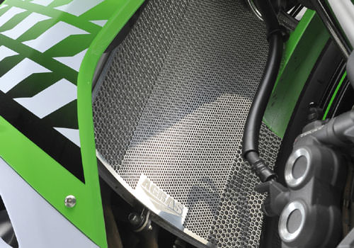 ラジエターコアガード AGRASロゴ有り AGRAS（アグラス） ZX-10R（08〜11年/16年/19年）