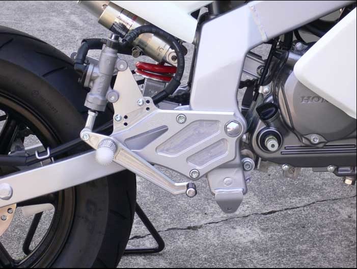 NSF100 - バックステップ - バイク王ダイレクト