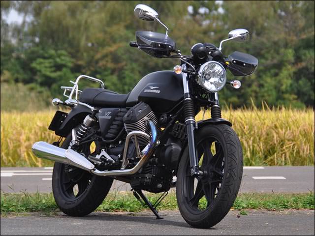 ガイラガントレット スモーク CHIC DESIGN（シックデザイン） MOTO GUZZI V7 Stone（13年〜）