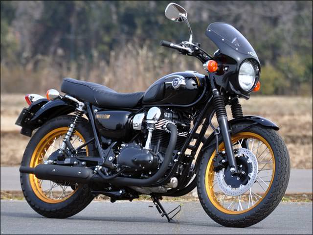 W800 - フロントカウル - バイク王ダイレクト