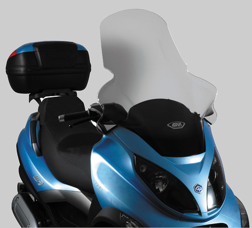 エアログイナミックスクリーン D501ST クリアー GIVI（ジビ） PIAGGIO MP3 400（06〜11年）