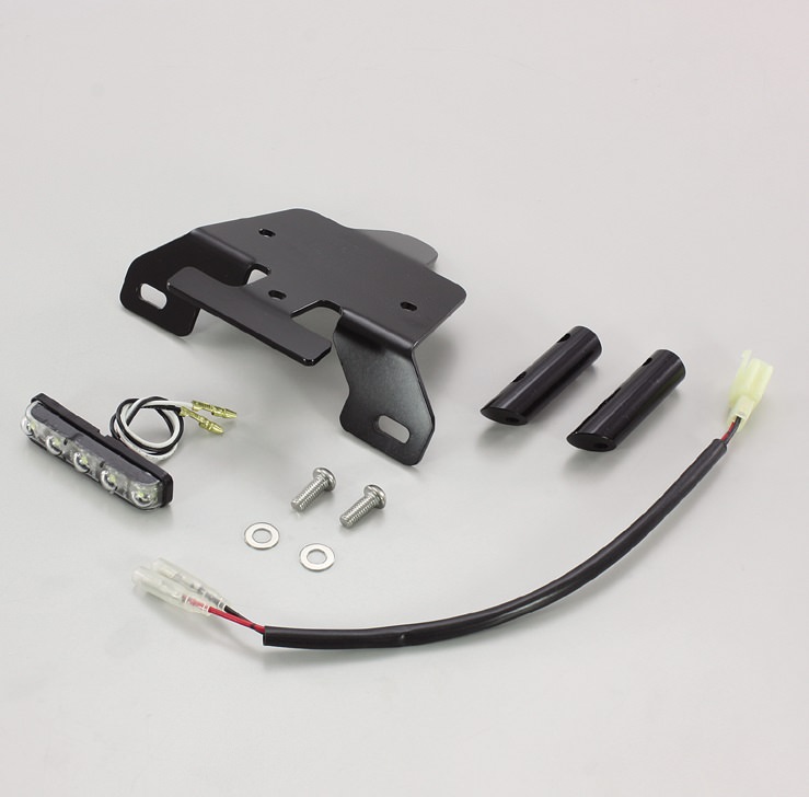 フェンダーレスキット LEDライセンスランプ付属 HURRICANE（ハリケーン） ZX-10R（11年・12年）