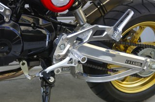 バックステップ 4ポジション タンデムステップ付き シルバー OVER（オーバーレーシング） GROM（グロム）