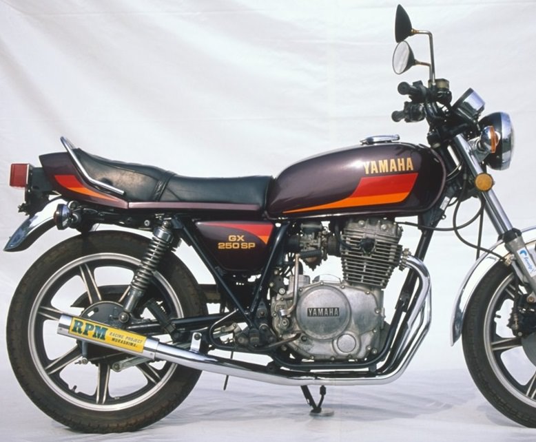 ヤマハ GX400 - バイク
