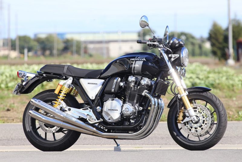 Wyvern（ワイバン） Classic フルエキゾースト 4本出し ステンレス×バフ r's gear（アールズギア） CB1100RS/EX（17年）