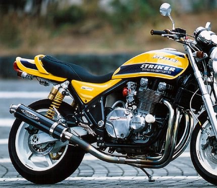 ゼファー1100（ZEPHYR） - マフラー - STRIKER（ストライカー） バイク
