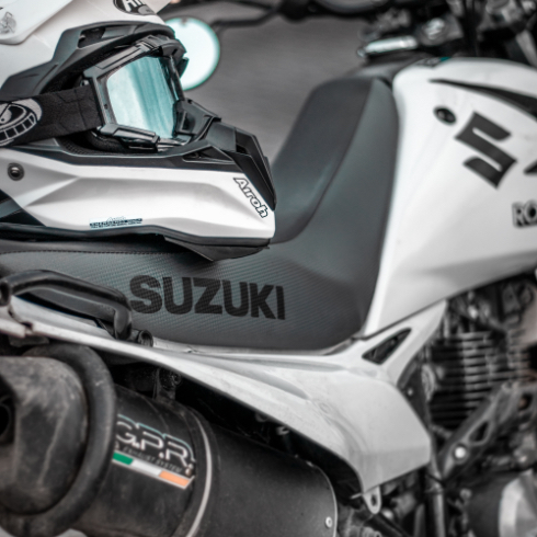 SUZUKIスズキ